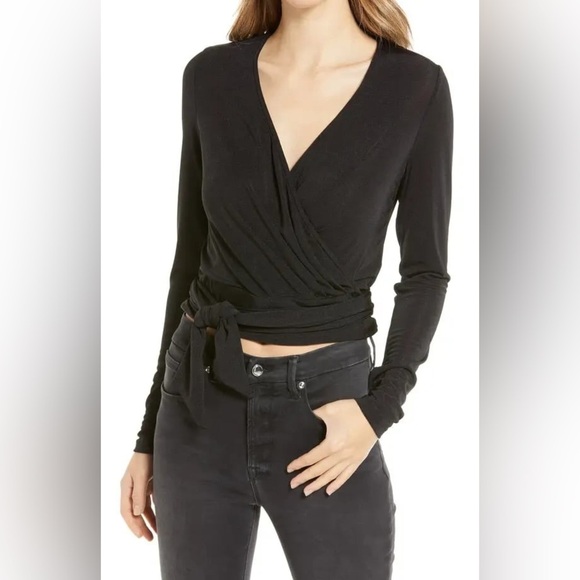 Good American Shimmer Wrap V Neck Top Size 2 Long Sleeve Waist Tie Detail Shirt - Picture 1 of 14